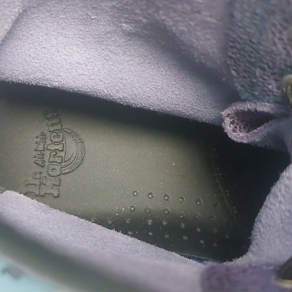 Dr. Martens Rainbow Ray 1460 in purple size 6 Nwot - Picture 10 of 11